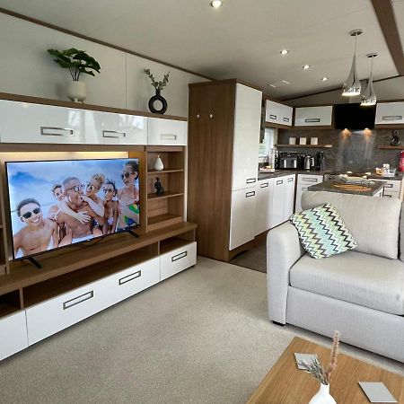 Golden Anchor - The Milano - Coastal Caravan Breaks Chapel Saint Leonards Eksteriør billede